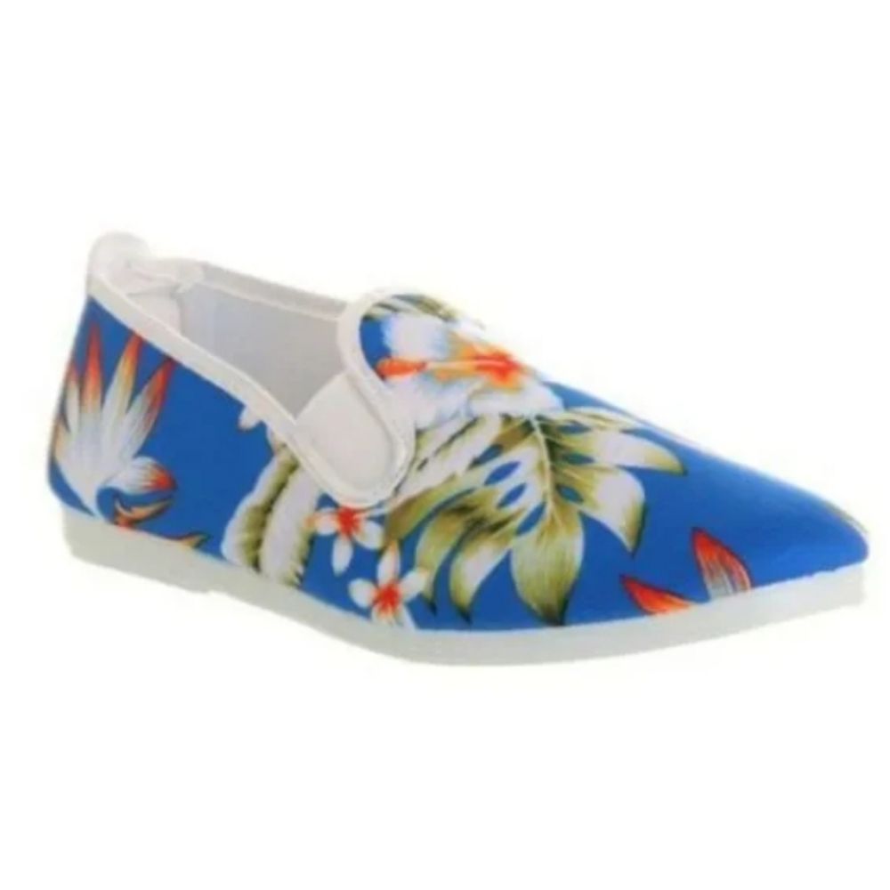 Ladies walking linen slip shoes